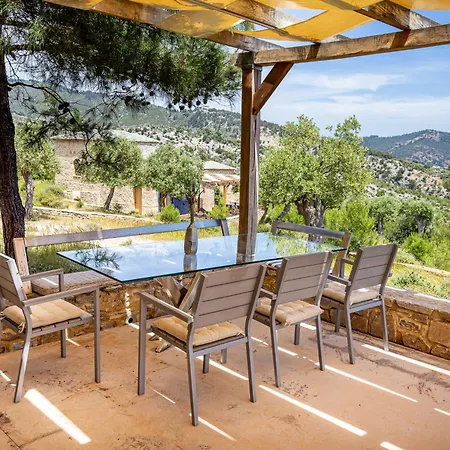 Villa Nous Village Alikí