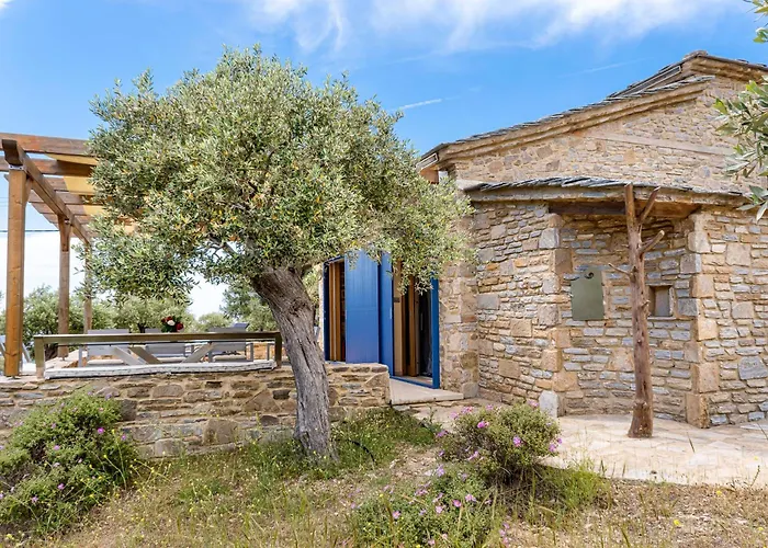 Nous Village * Alikí