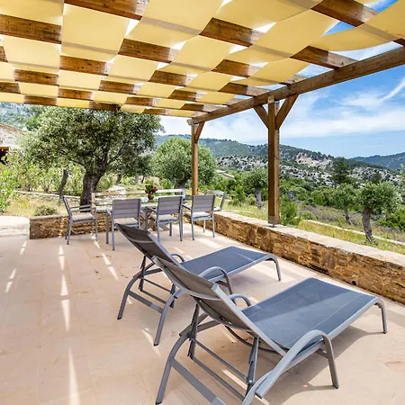 Villa Nous Village *