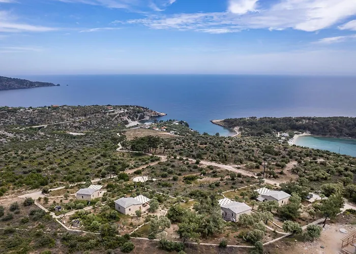 Nous Village ヴィラ Alikí