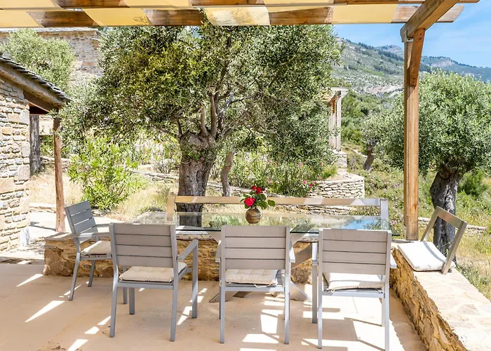 Nous Village * Alikí